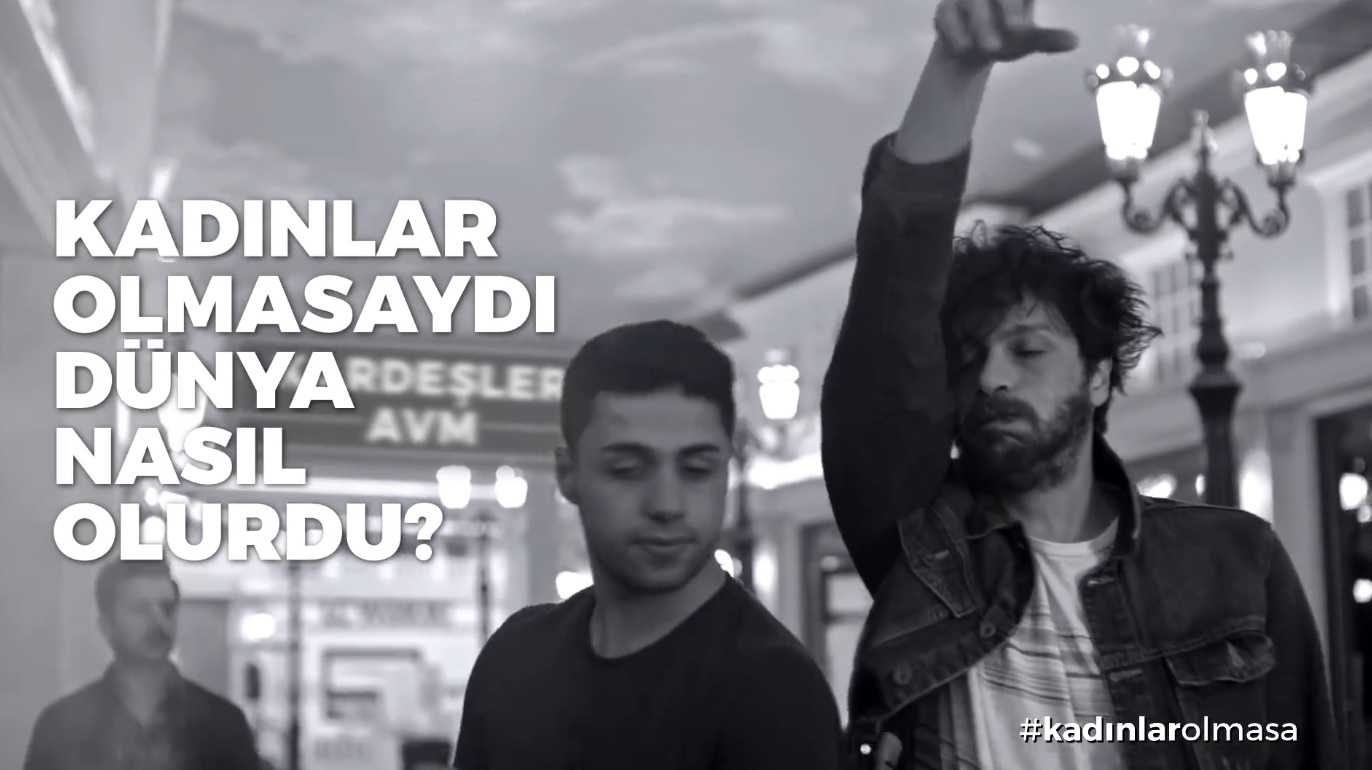 Gratis Kadınlar Olmasa Commercial