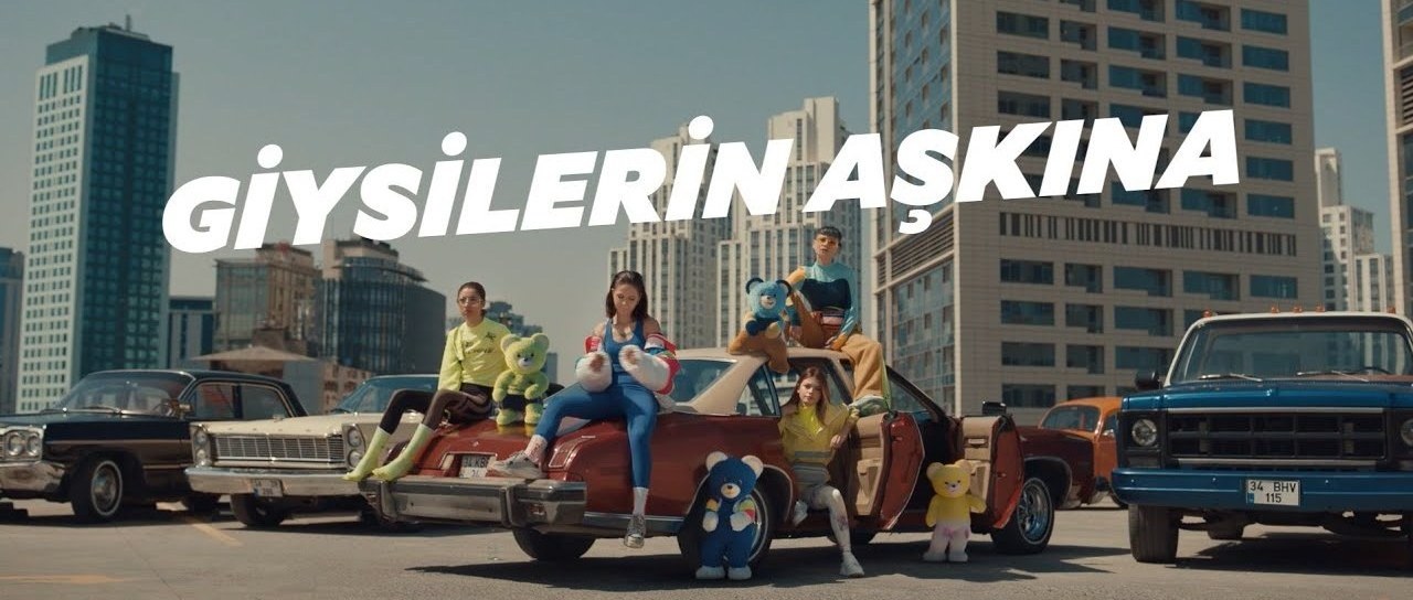 Yumoş Giysilerin Aşkına Commercial Casting Director